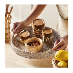 Plateau de service en rotin naturel de qualité supérieure, fabriqué à la main, avec poignées en bois, organisateur de cuisine durable en rotin pour plateaux décoratifs - Product Image 3