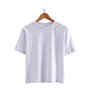 เสื้อยืดคอกลมผู้หญิงขายส่ง น้ำหนักเบา แห้งเร็ว สกรีนลายตามสั่ง แขนสั้น สวมใส่สบาย รับผลิตแบบ OEM - Product Image 6