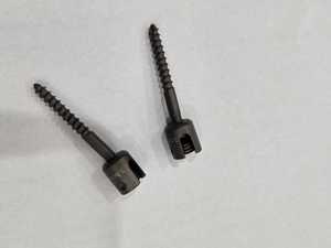 Tornillos de masilla lateral C1 para la columna cervical superior, completamente nuevos. Longitud: 26–30 mm. Diámetro: 3.5 mm. Instrumentos quirúrgicos para columna vertebral. - Product Image 4