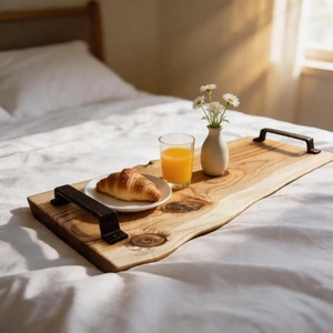 Plateau décoratif en bois fait main de style rustique, forme irrégulière avec poignée, motif floral pour la décoration de chambre - Product Image 3
