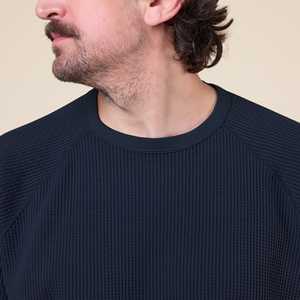 T-shirt col rond en coton gaufré de haute qualité – Chemise en maille gaufrée en coton premium – Vente en gros - Product Image 5