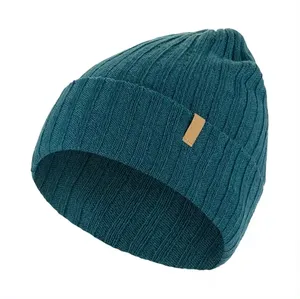 Gorro de Punto Unisex Color Verde Azulado, Gorro de Invierno de 56-58 cm, Diseño Casual para Adultos, Acrílico, con Puño, Diseño Sólido - Product Image 1