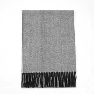 Bufanda Gris de Color Sólido con Borlas, Chal de Poliéster, Regalo de Invierno para Ferias Comerciales, Obsequio de Bienvenida - Product Image 6