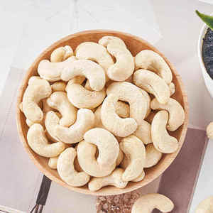 Éclats de noix de cajou brutes, qualité LP, pour la fabrication de chocolat - Product Image 1
