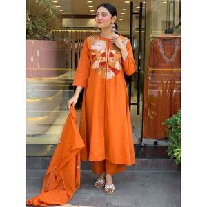 ชุดทำงานปักลายพื้นล่างสุดเซ็กซี่สำหรับงานปาร์ตี้ไซส์ XL - Product Image 4