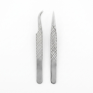 Pince à cils rose en forme de L, à pointe de précision, outil d'extension de cils pour la création de bouquets russes - Product Image 6