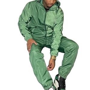 Survêtement d'extérieur en tissu original 100% avec logo personnalisé pour hommes Vente en gros pas cher Survêtements coupe-vent en nylon uni pour la gym - Product Image 1