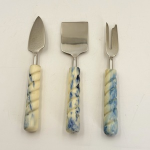Juego de cuchillos para queso de diseño moderno en acero inoxidable con mango de resina, fabricado por R B Overseas con calidad excepcional y larga duración. - Product Image 1