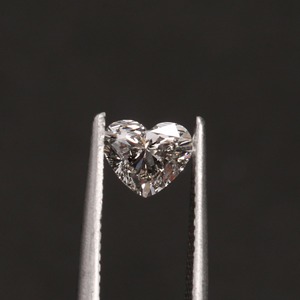 Diamante Cultivado en Laboratorio de 2.5CT, F VS2, Certificado IGI, CVD 3EX, Corte Excelente, Proveedor Mayorista para Compradores Internacionales de Diamantes - Product Image 1