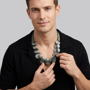 Collar de Resina Hecho a Mano Personalizable con Cuentas, Patrón en Espiral, Tema de Amor, Regalo de Boda, Joyería de Moda, Pieza Destacada para Hombre - Product Image 1