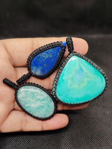 Collier de mode en macramé avec pendentifs en pierres précieuses naturelles de qualité supérieure, en laiton, de formes variées, lot en gros - Product Image 4