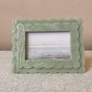 Cadre photo décoratif mural fait main en résine à texture de marbre bleu - Product Image 5