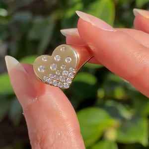 Bague Cœur Audacieuse en Or Massif 14K avec Diamant de Laboratoire Taille Ronde, pour Unisexe, Idéale comme Cadeau Surprise pour Mariage - Product Image 2