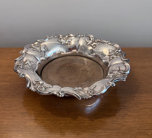 Silver Plate Barware & Restaurant Table Organizer Wine Bottle Coaster Handcrafted Aluminium Embossed Grapes Leaf Design coaster - Product Image 3