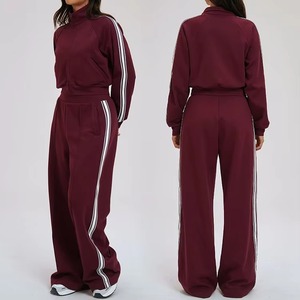 Conjunto de Dos Piezas de Felpa Gruesa Lavada Estilo Vintage Casual para Mujer con Logotipo Personalizado: Sudadera con Cremallera y Pantalones Deportivos - Product Image 4