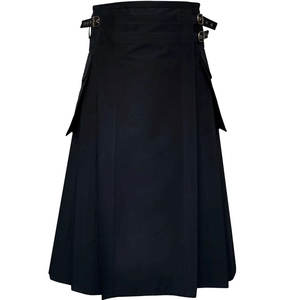 Falda Kilt Negra Utilitaria para Mujer - Diseño Utilitario con Bolsillos Laterales, Kilt Escocés Tradicional Clásico - Product Image 3