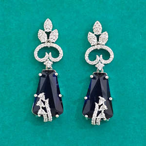 Pendientes de Aro Clásicos Americanos de Calidad de Exportación Kanhai Jewels con Baño de Rodio y Circonita, para Mujer, Aniversario 431576 - Product Image 1