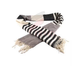 Écharpe tricotée unisexe pour l'hiver - Tissu chaud anti-boulochage - Enveloppes de cou en tricot côtelé uni personnalisables - Product Image 3