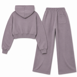 Ensemble de survêtement décontracté athleisure pour femme, avec sweat à capuche court zippé et pantalon de survêtement large, couleur lavande, personnalisable avec logo OEM, marque privée, fabrication en usine - Product Image 4