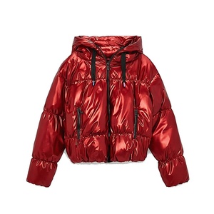 เสื้อแจ็คเก็ตมีฮู้ดแบบมีซิป สีแดง แขนยาว กันลมหนา สำหรับฤดูหนาว แขนพอง สีพื้น ซิปปิด ความยาวสั้น เสื้อโค้ทผู้หญิง - Product Image 1