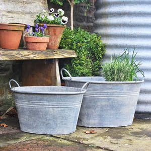 Top Selling Vintage White brush Finishing Galvanized Metal Garden <b>Planter</b> Round Outdoor Decorative Container with Handles - Product Image 3