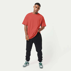 Camiseta Premium de Algodón 100% de Alto Gramaje para Hombre, Oversize, Roja Lisa, Estilo Urbano con Hombro Caído, Personalizable con Logotipo, Tallas Grandes, Lisa - Product Image 6