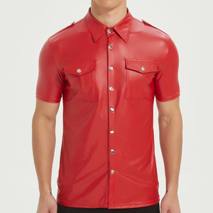 เสื้อเชิ้ตหนัง PU สีแดงพรีเมียม ทรงเข้ารูป แขนสั้น ติดกระดุม สไตล์สตรีทแวร์สำหรับผู้ชาย - Product Image 2