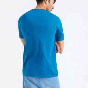 Nouvelle Arrivée T-shirt Uni Personnalisable pour Homme Coupe Classique 100% Coton Col Rond Manches Courtes Respirant - Product Image 2
