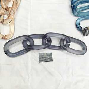 Modelo de Búho de Resina Ecológica Hecho a Mano, Decoración de Pared con Cadena y Acabado Esmaltado, Opción de Regalo para Interiores Elegantes - Product Image 2