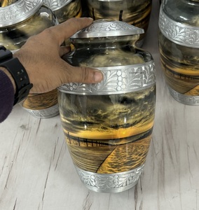 Urna Funeraria de Aluminio de Alta Calidad para Adultos, Grabada con una Hermosa Imagen de Atardecer en la Playa, Recuerdo Digital Personalizado para Cenizas Humanas - Product Image 6