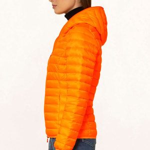 Doudoune matelassée orange vif pour femme, légère, à capuche, coupe ajustée, alternative au duvet, compressible, parka d'hiver - Product Image 5