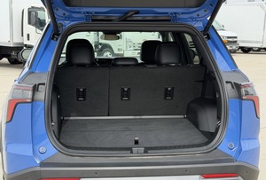 Chevrolet Equinox AWD ACTIV AWD SUV de luxe haut de gamme 2025 - Product Image 3