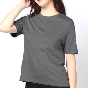 เสื้อยืดผู้หญิงคุณภาพสูง ทรงเข้ารูป สำหรับฤดูร้อน ผ้าฝ้าย 100% ระบายอากาศได้ดี สีพื้น เรียบง่าย พิมพ์ลาย แขนสั้น - Product Image 1