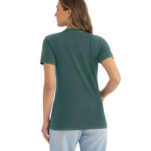 Camiseta Básica Premium de Algodón 100% de la Marca Next Level NL3600, Corte Regular, Camisetas Clásicas de Manga Corta - Product Image 5