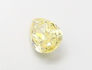Diamante Amarillo Intenso de Corte Pera de 0.34 Quilates, Excelente Pulido, Claridad VS1, Piedra Preciosa Brillante Cultivada en Laboratorio - Product Image 3