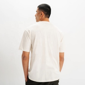 T-shirt imprimé graphique en coton épais, col rond, manches courtes, coupe ample, unisexe, vente en gros - Product Image 6