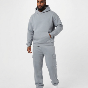 Ensemble de jogging décontracté gris grande taille en coton uni avec pantalon de survêtement et sweat à capuche coupe ample et longueur intégrale avec poches latérales - Product Image 1