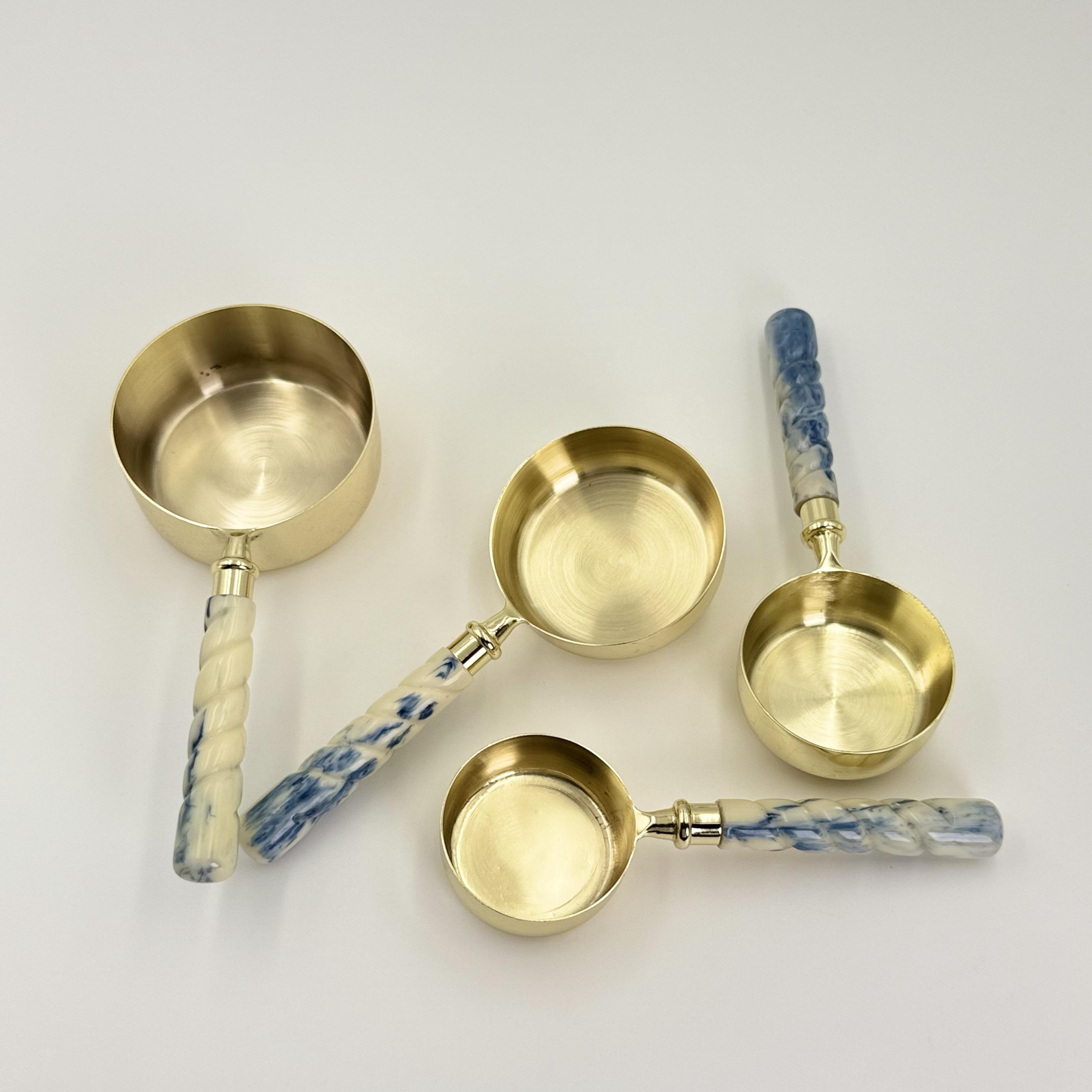 ตามที่แสดง