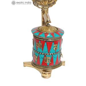 ล้ออธิษฐานของชาวพุทธทิเบตทำด้วยมือขนาด7นิ้วพร้อมแจกัน (ashtamangala) ของตกแต่งบ้านทำจากทองเหลืองจากอินเดียสำหรับเป็นของขวัญ - Product Image 3