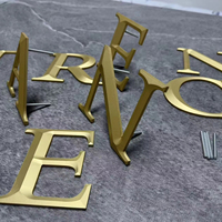Lettres en relief en laiton massif personnalisées de l'usine Boyang, lettres 3D en laiton à fixation par broche pour la réception de bureau et l'image de marque des devantures de magasins