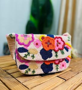 Porte-monnaie décoratif artisanal en coton brodé pour Noël et les fêtes, mini-portefeuille avec des motifs de fils colorés - Product Image 6