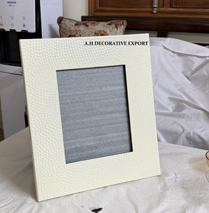 Elegant Hand-Hammered Square Desktop <b>Frame</b> Polished <b>Gold</b> Metal Photo <b>Frame</b> for Luxury Hotel and Boutique Gifting - Product Image 3