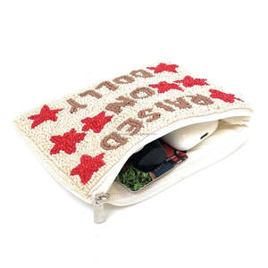 Cartera con cremallera unisex hecha a mano con acento de estrella, monedero con cuentas bohemias, muñeca levantada a la moda, billetera duradera ecológica, regalo - Product Image 4