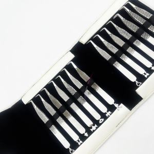 Estuche magnético blanco RMI para 14 pinzas de extensión de pestañas, kit de pinzas de acero inoxidable con agarre de diamante/diferentes estilos de base - Product Image 5