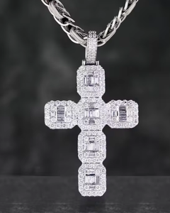 Pendentif Croix de Luxe Style Hip Hop Entièrement Sertie de Moissanite, Collier Pendentif en Argent 925, Pendentif Religieux pour Hommes - Product Image 5