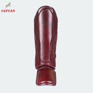 Espinilleras de Cuero con Acabado Liso, Construcción Duradera, Diseño Ligero y Ecológico para un Movimiento Cómodo - Product Image 2