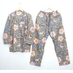 ชุดนอนผ้าฝ้ายแขนยาวสำหรับผู้หญิง ลายดอกไม้พิมพ์ลายด้วยมือ สวมใส่สบายๆ ในฤดูร้อน - Product Image 1