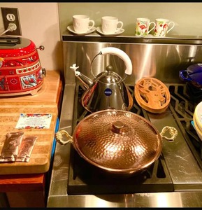High End Quality Vintage Hammered Copper Soup Pot Set with Lid Double Handle Oven Safe for Gas and Induction Cooker - Product Image 4