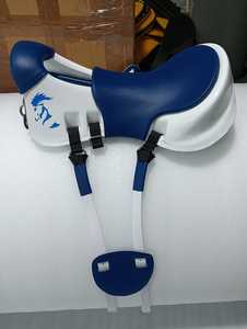 BLUHORSE BH-4106 Selle d'endurance anglaise pour cheval en cuir PU, armature en fibre, quincaillerie nickelée, durable, personnalisable - Product Image 3