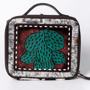 Pochette en cuir de vachette style western pour femme avec motif cactus gravé, fermeture éclair, organiseur de maquillage et de voyage - Product Image 3